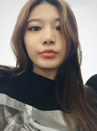 张馨月