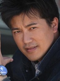 罗鸣